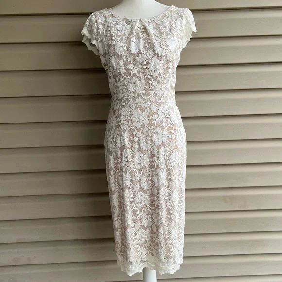 •ABS Allen Schwartz• White/Cream Lace Overlay Bodycon Dress - Size Large - Picture 1 of 10